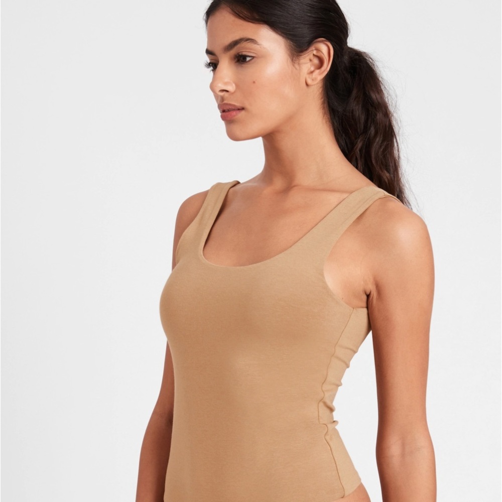 NWT Banana Republic scoop neck thong bodysuit